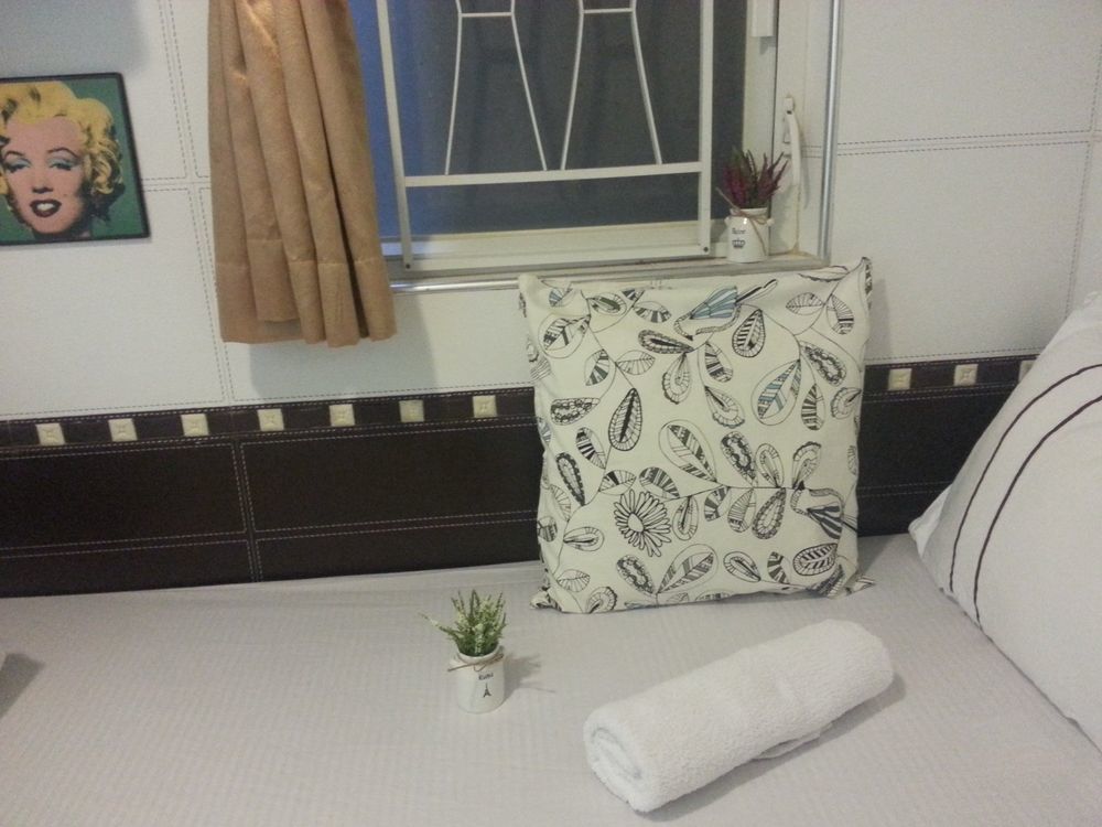 Happy Bee Hostel 香港 エクステリア 写真